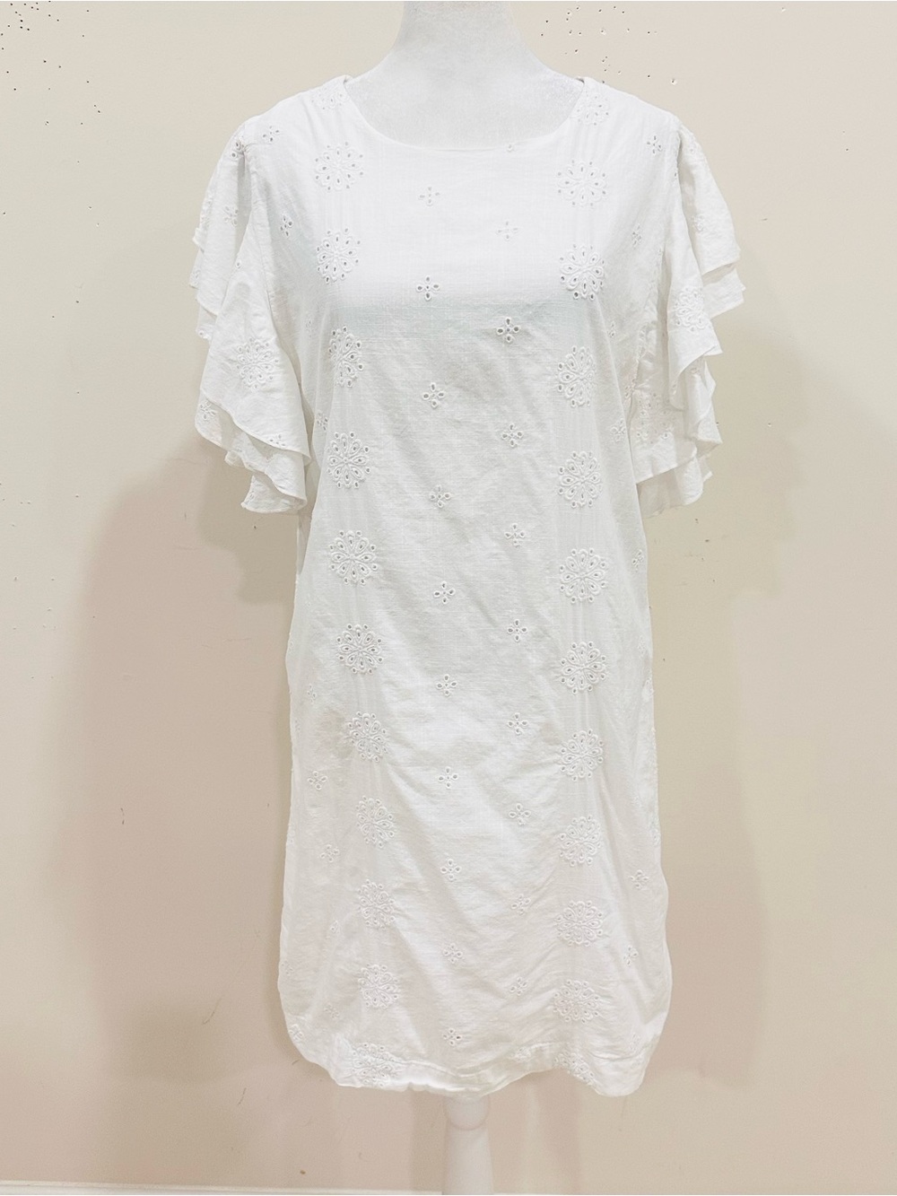Vineyard Vines White Cotton Eyelet City Shift Dress Flutter Sleeve‎ Women's Sz 8